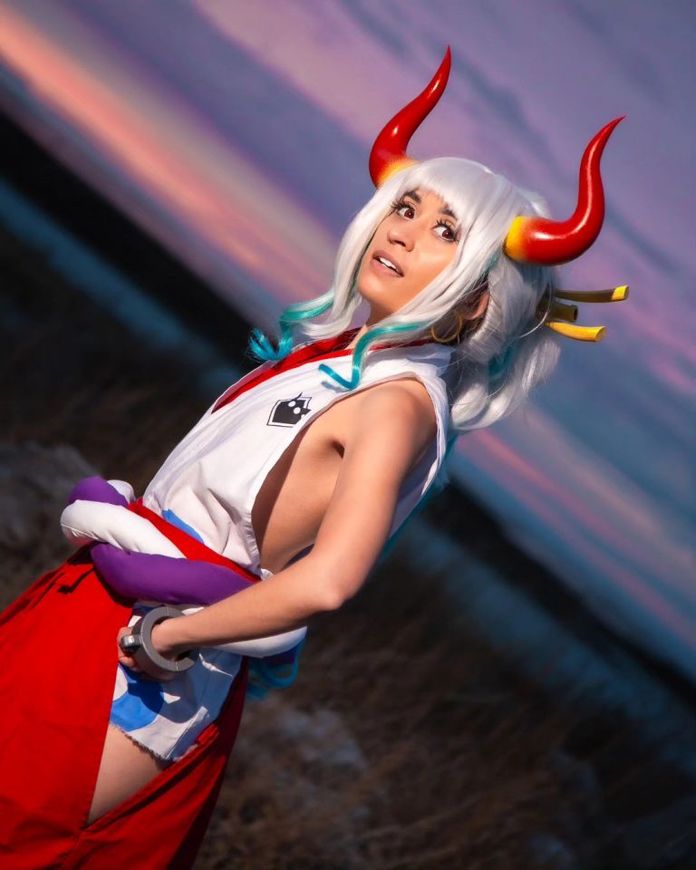 Photo of cosplayer wearing Yamato hair piece, earrings, and kimono decal by Ugami Cosplay